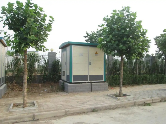 泸西1000KVA欧式箱式变压器